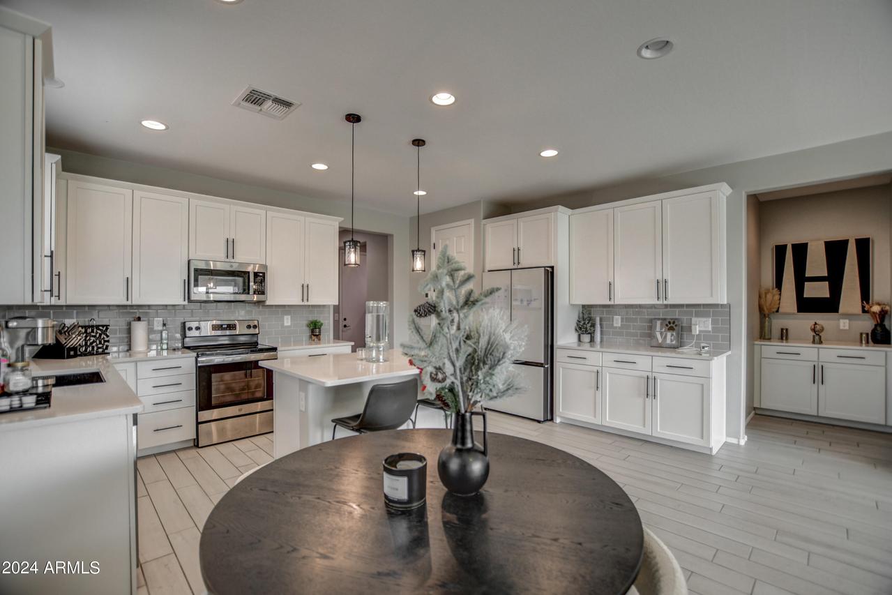 1859 N Westfall Ln., Casa Grande, AZ 85122