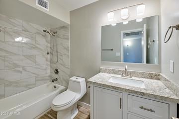 2318 E Laurel Ln., Phoenix, AZ 85028