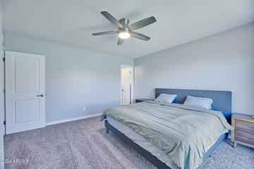 2318 E Laurel Ln., Phoenix, AZ 85028