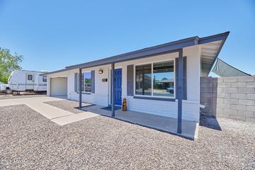 2318 E Laurel Ln., Phoenix, AZ 85028