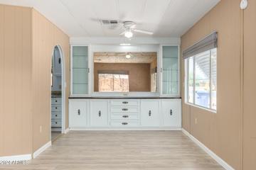 15620 N 15th Ave., Phoenix, AZ 85023