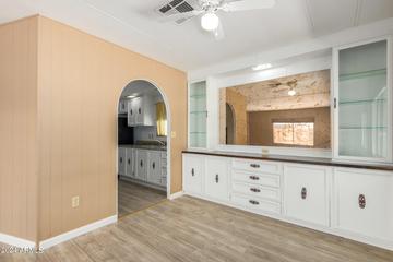 15620 N 15th Ave., Phoenix, AZ 85023