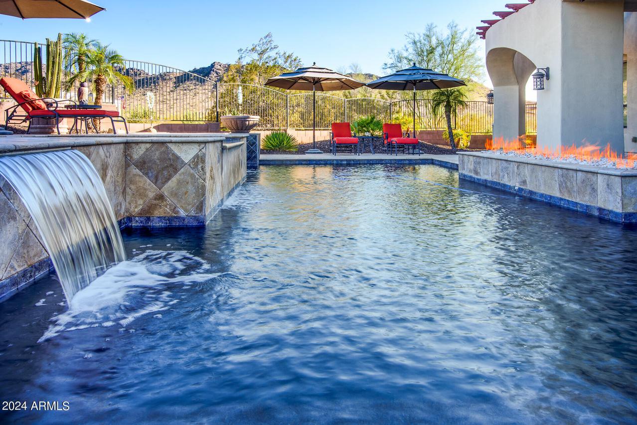 9233 S Krista Dr., Goodyear, AZ 85338