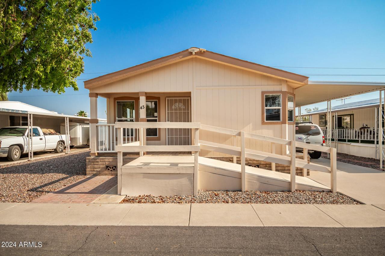 16225 N 29th St. #43, Phoenix, AZ 85032