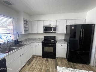 6142 N 30th Ave., Phoenix, AZ 85017