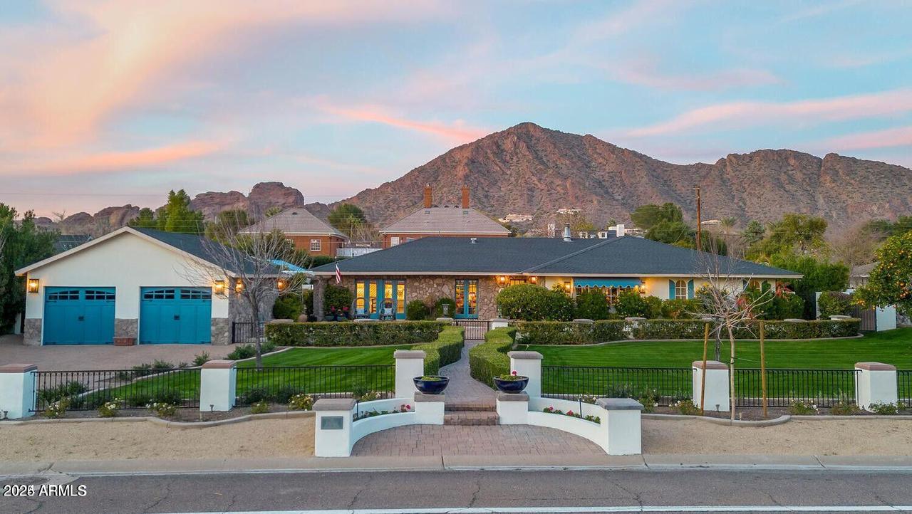 5424 E Lafayette Blvd., Phoenix, AZ 85018