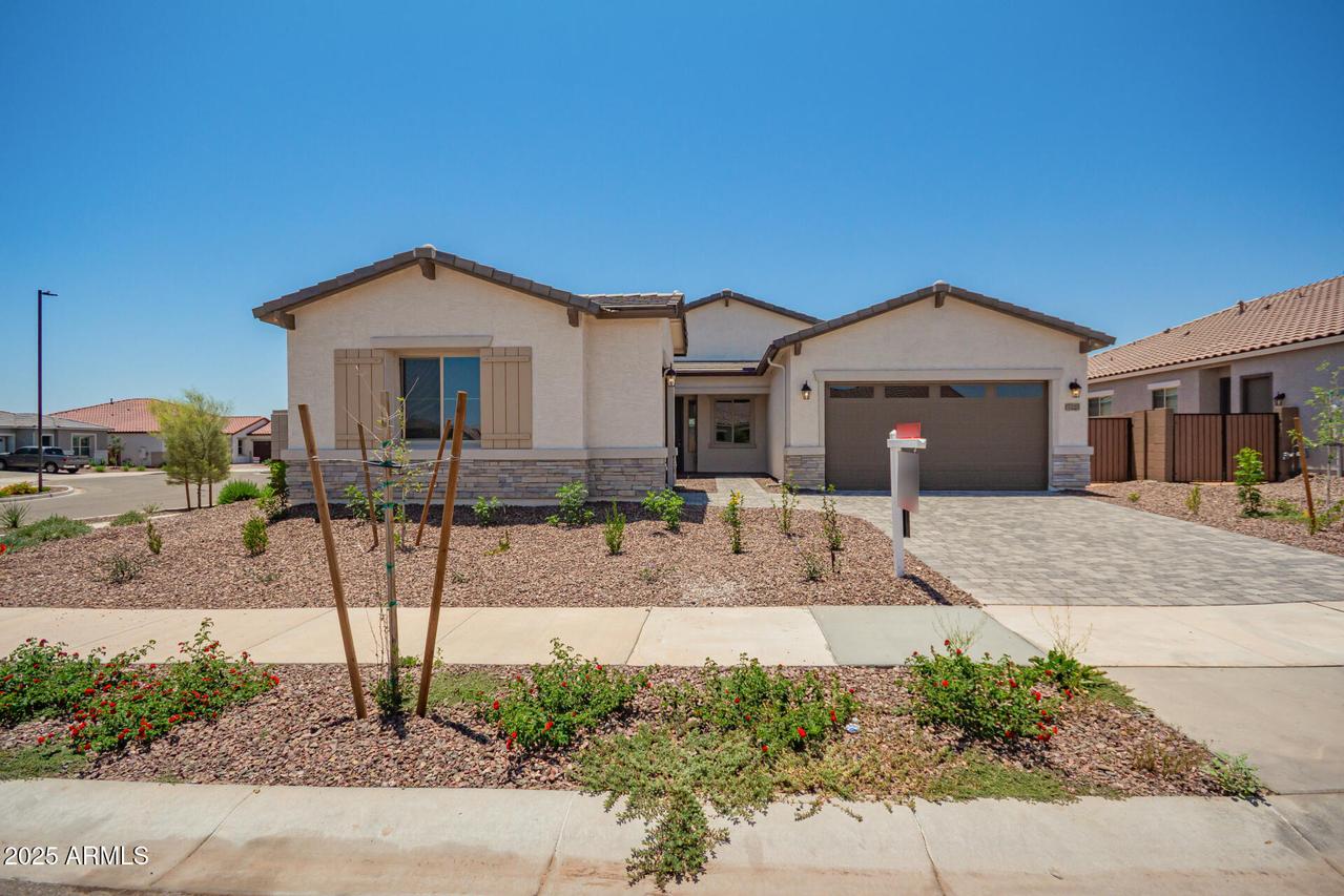 17225 W Calle Lejos, Surprise, AZ 85387