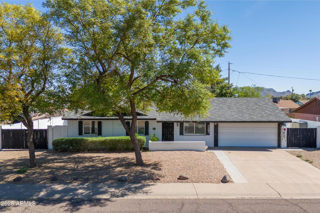 3487 E Delcoa Dr., Phoenix, AZ 85032