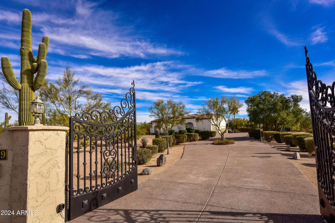 30009 N 58th St., Cave Creek, AZ 85331