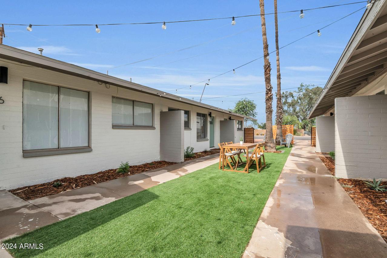 405 S Priest Dr., Tempe, AZ 85281