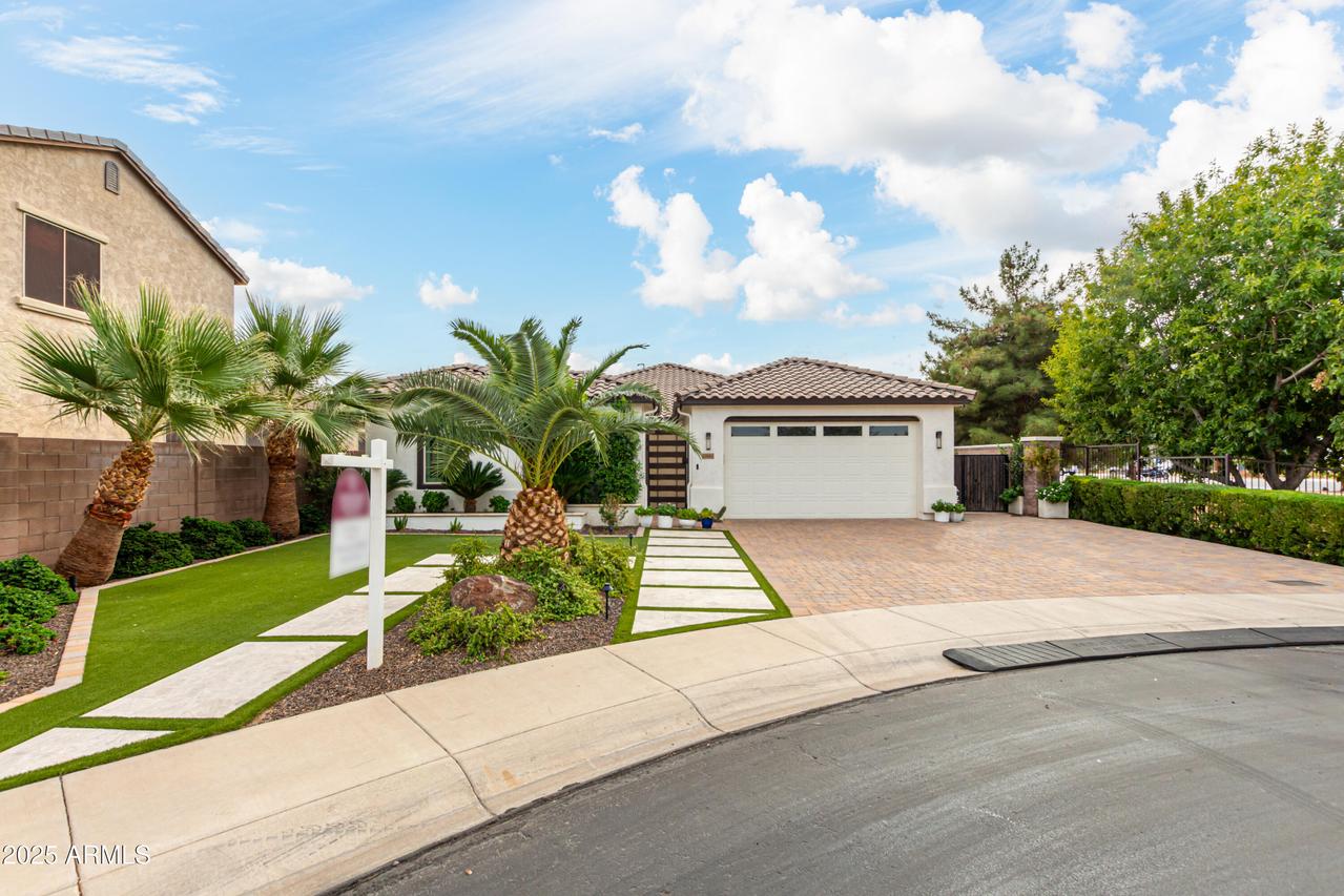 10803 E Ramblewood Cir., Mesa, AZ 85212