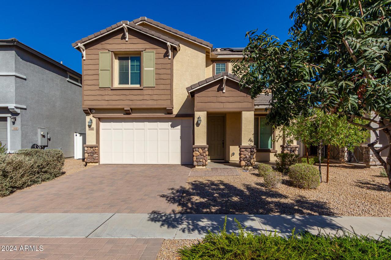 2422 E Saint Anne Ave., Phoenix, AZ 85042