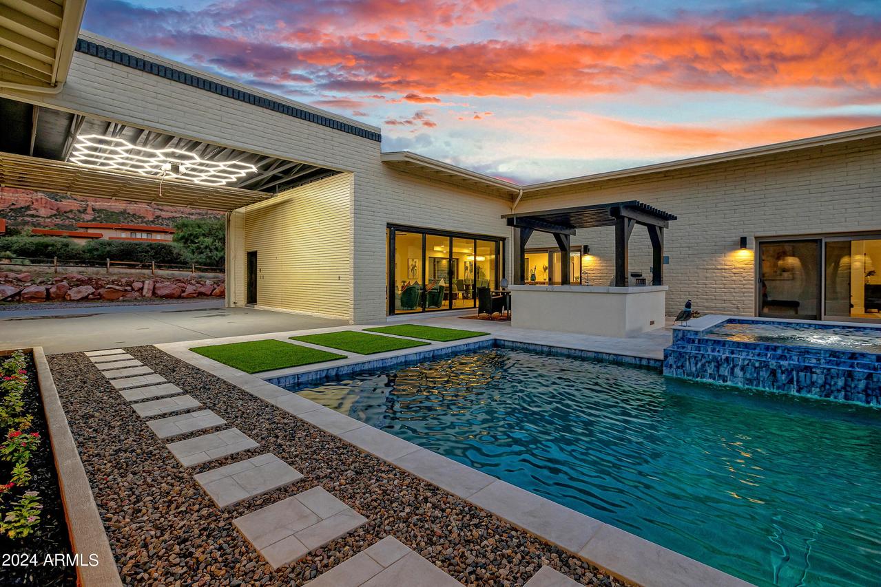 20 Sierra Roja Cir., Sedona, AZ 86351