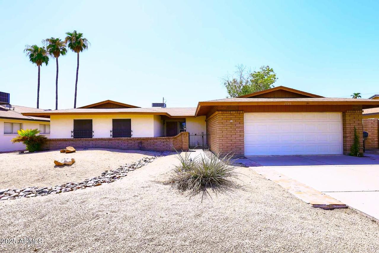 1531 W Plana Ave., Mesa, AZ 85202