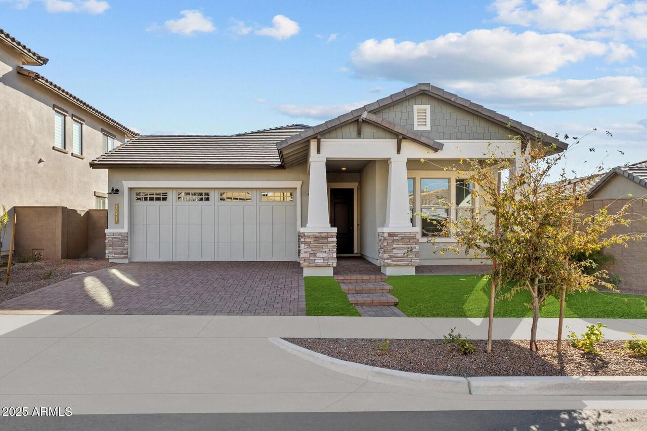 1931 W Rowel Rd., Phoenix, AZ 85085