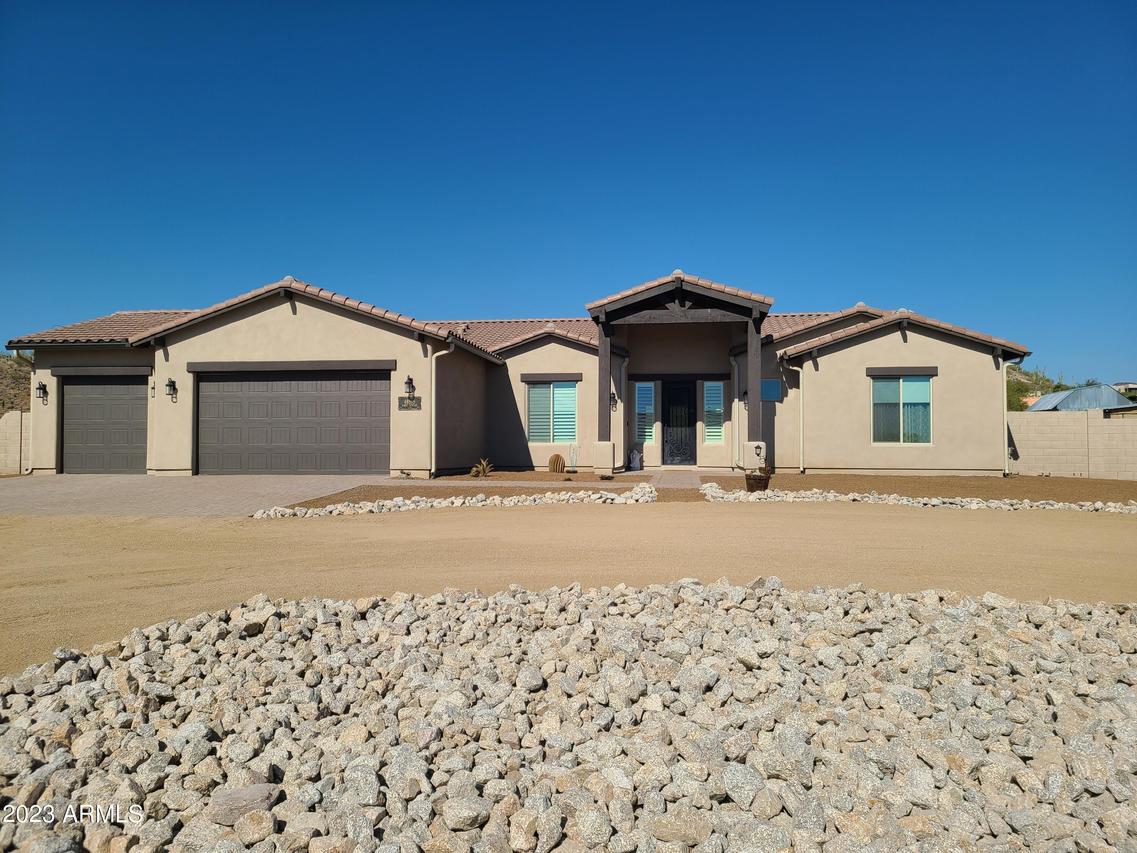 48515 N 13th Ave., New River, AZ 85087