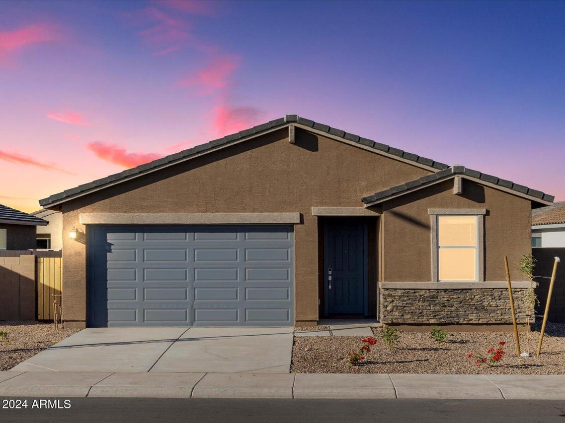 30598 N Sydney Dr., San Tan Valley, AZ 85143