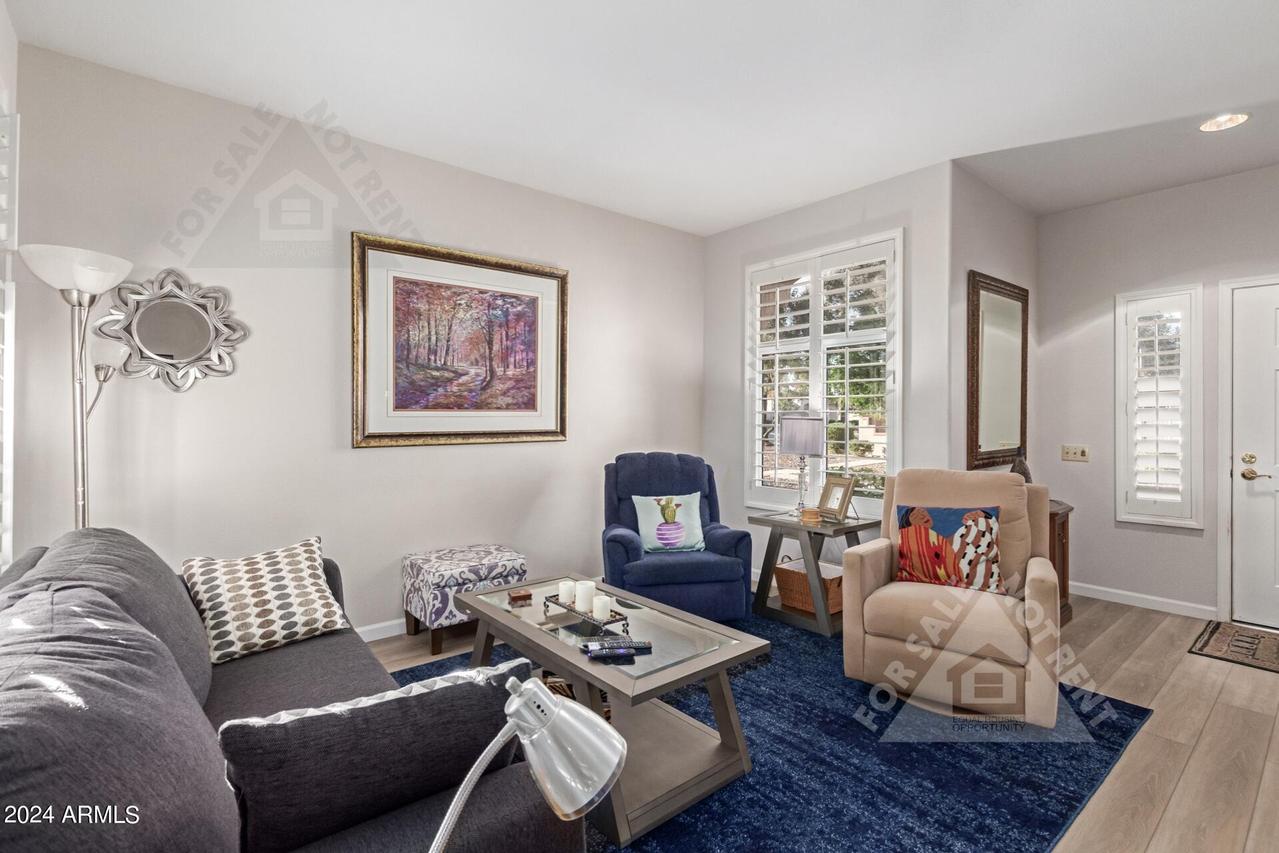 20033 N Greenview Dr., Sun City West, AZ 85375