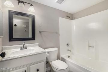 5132 N 68th Dr., Glendale, AZ 85303