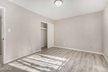 5132 N 68th Dr., Glendale, AZ 85303