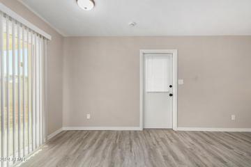 5132 N 68th Dr., Glendale, AZ 85303