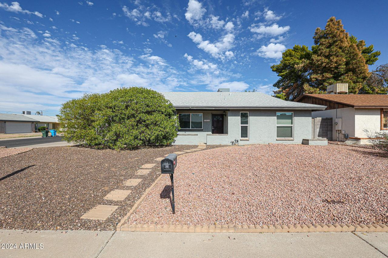 3024 W Bluefield Ave., Phoenix, AZ 85053
