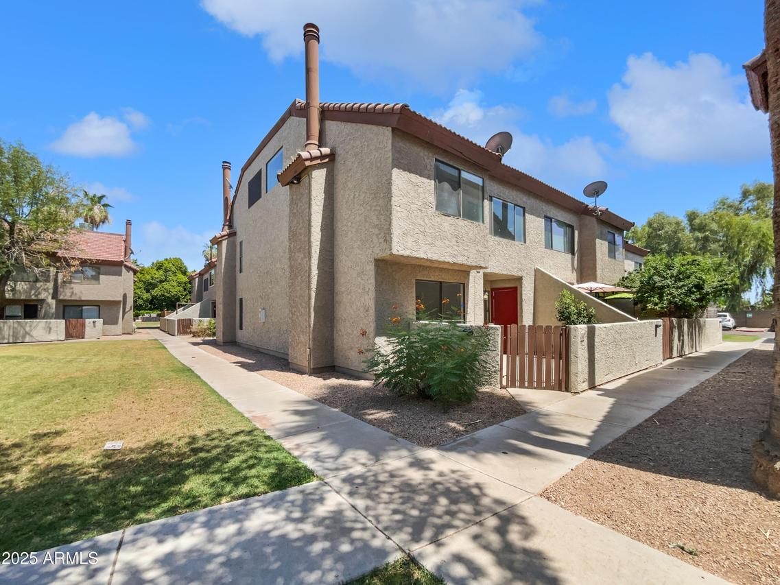 2040 S Longmore St. #80, Mesa, AZ 85202