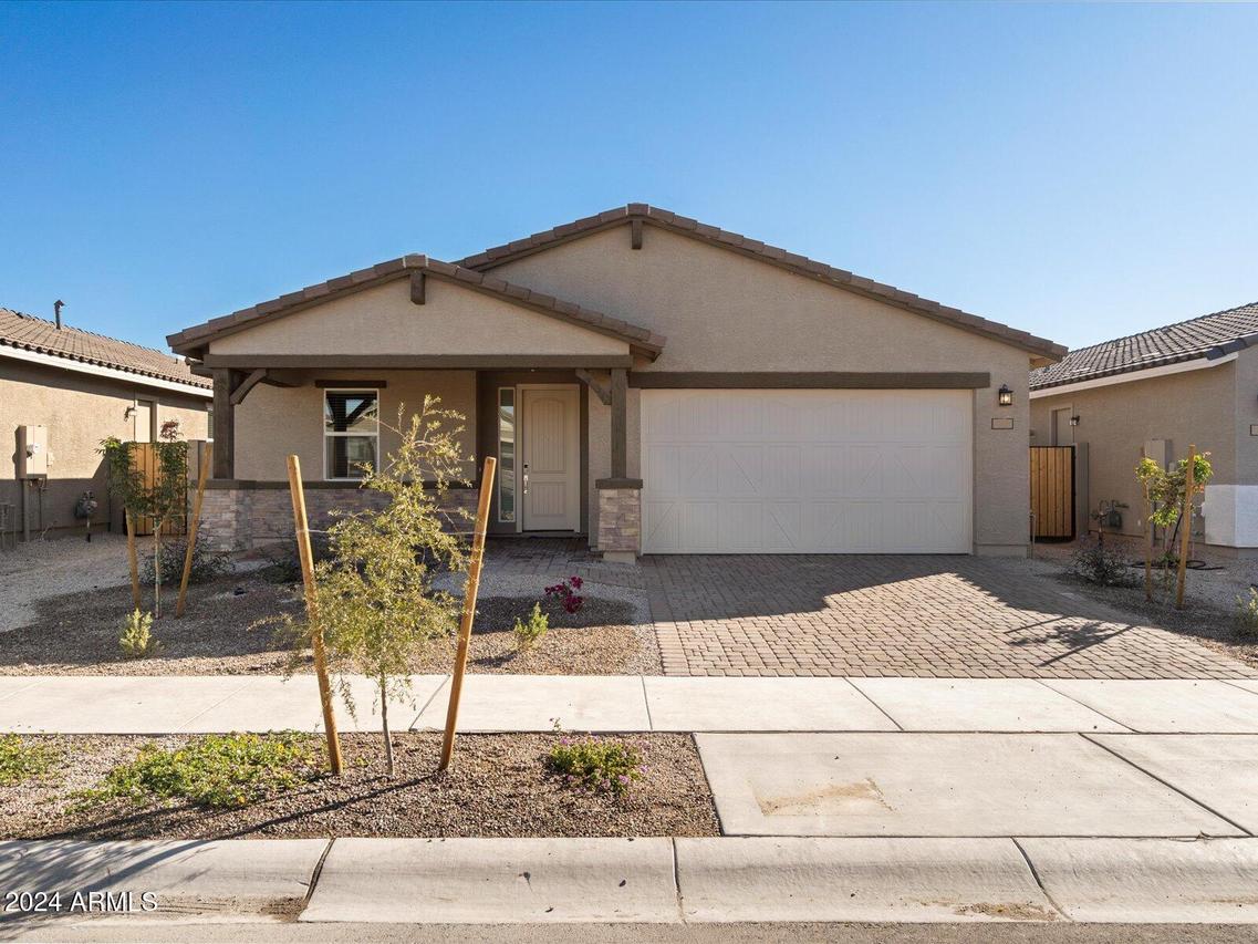 39 S 175th Ave., Goodyear, AZ 85338