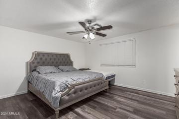 6218 W Zoe Ella Way, Glendale, AZ 85306