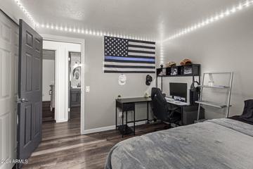 6218 W Zoe Ella Way, Glendale, AZ 85306