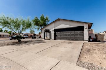 6218 W Zoe Ella Way, Glendale, AZ 85306