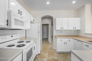 16433 S 17th Dr., Phoenix, AZ 85045