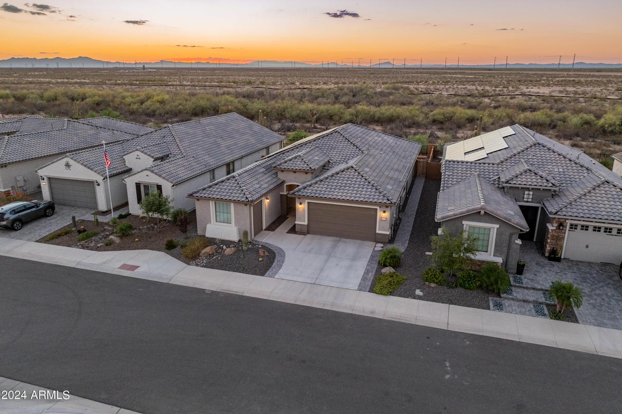20320 N Wagner Wash Dr., Buckeye, AZ 85396