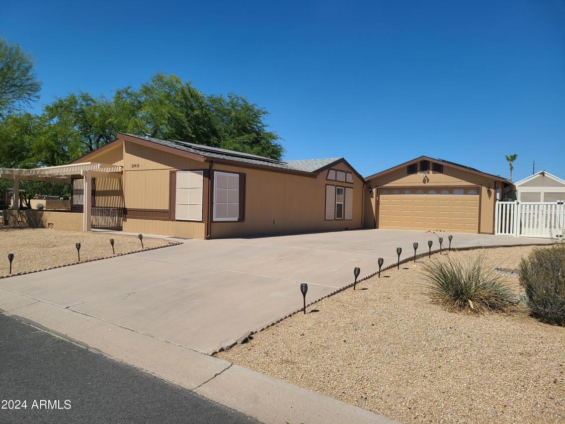 25415 S Ohio Ct., Sun Lakes, AZ 85248