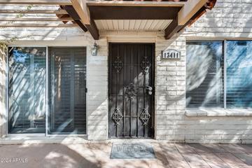 13411 N 8th St., Phoenix, AZ 85022