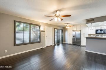 13411 N 8th St., Phoenix, AZ 85022