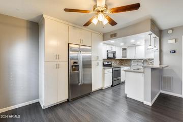 13411 N 8th St., Phoenix, AZ 85022