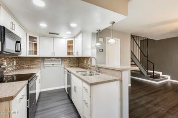 13411 N 8th St., Phoenix, AZ 85022