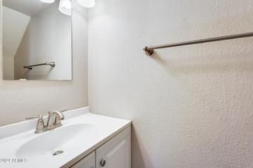 13411 N 8th St., Phoenix, AZ 85022