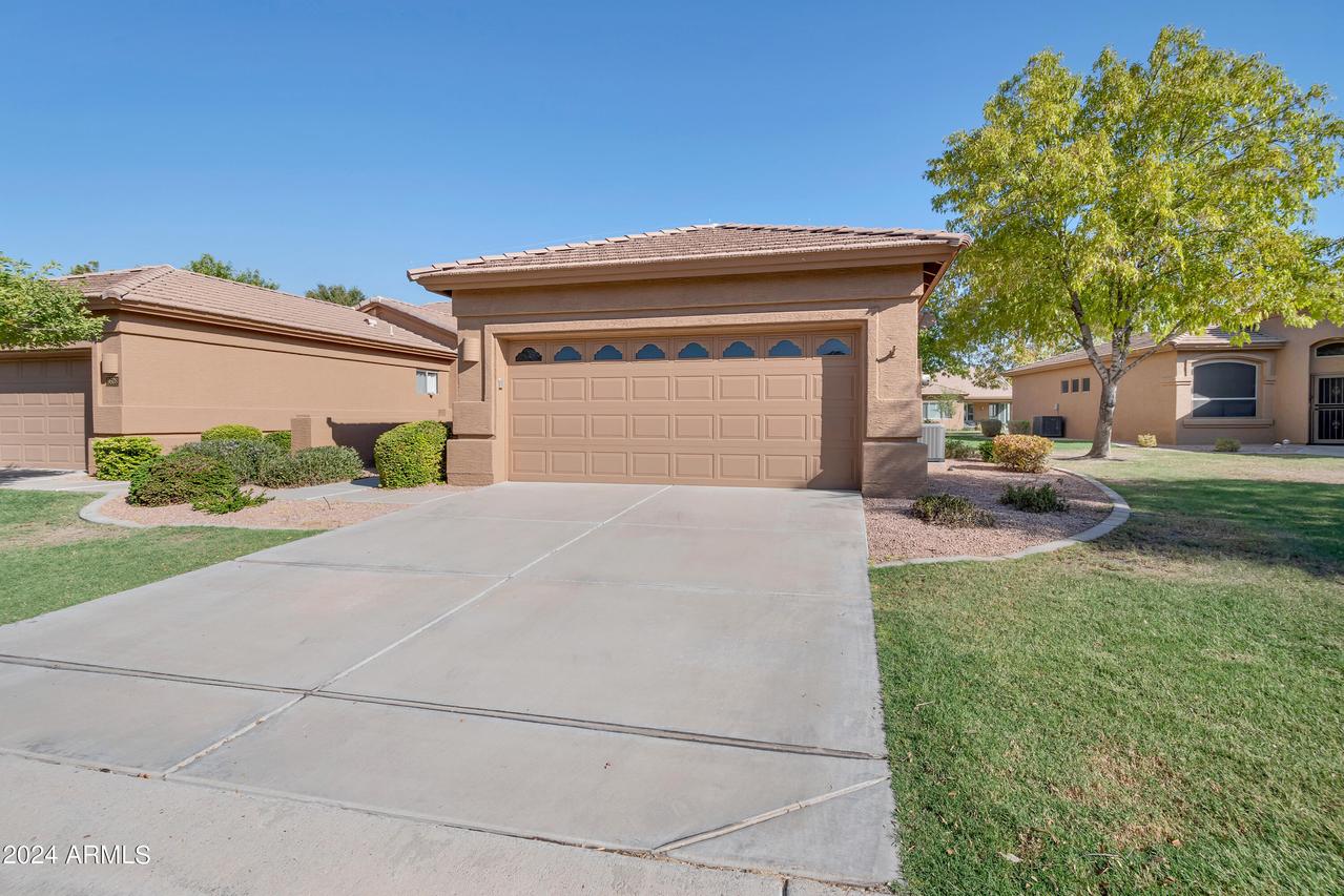 9612 E Champagne Dr., Sun Lakes, AZ 85248
