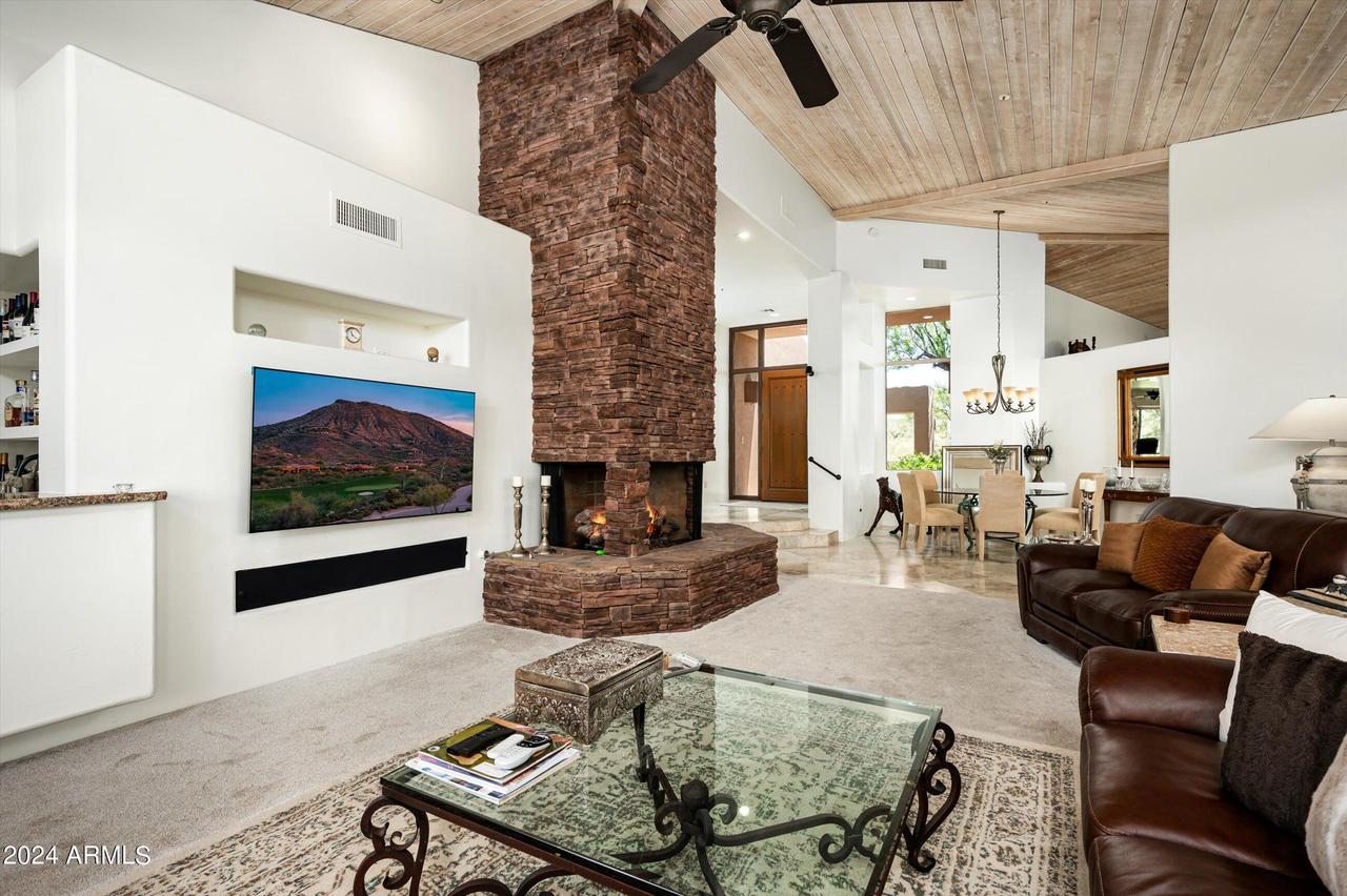 10598 E Tamarisk Way, Scottsdale, AZ 85262