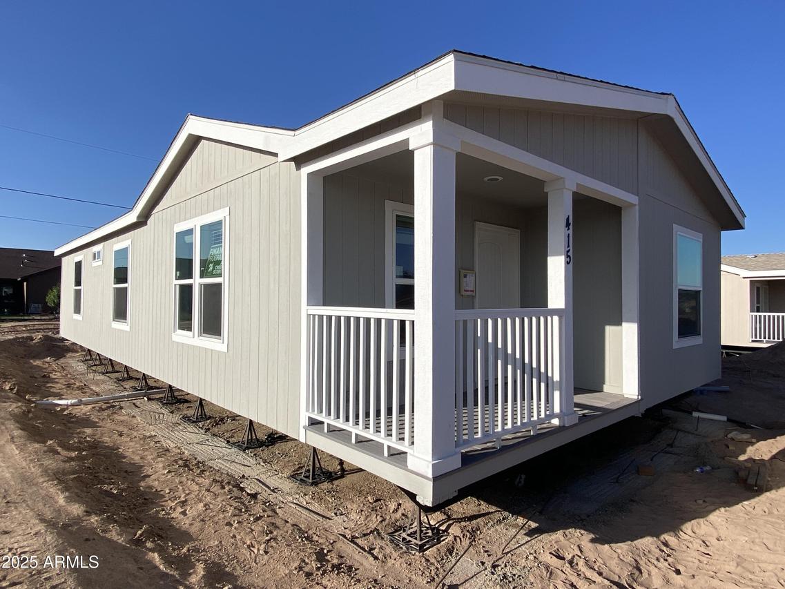 415 W Paris Tr., Paulden, AZ 86334