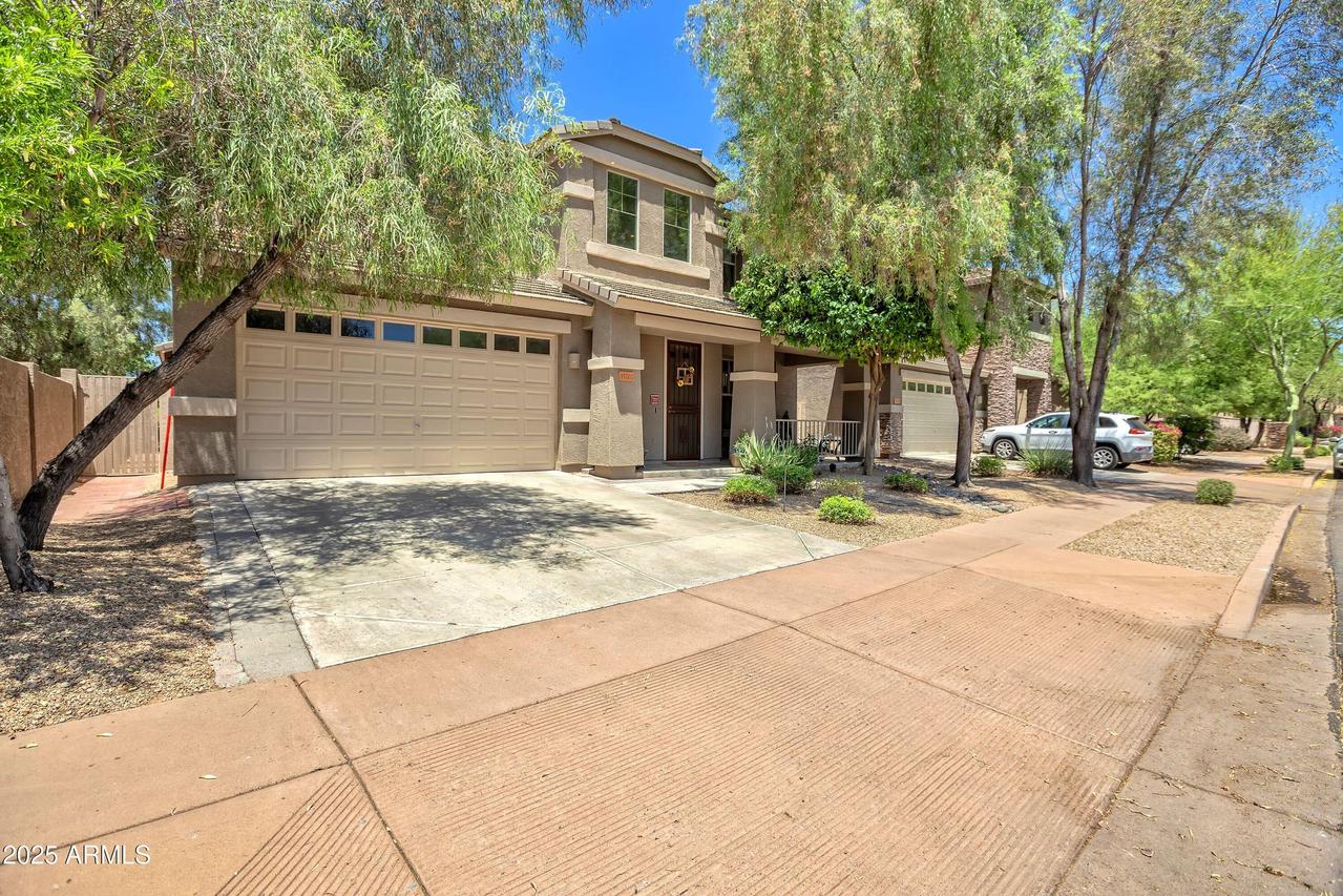 35202 N 30th Dr., Phoenix, AZ 85086