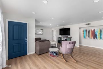 109 W Fairmont Dr., Tempe, AZ 85282