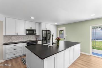 109 W Fairmont Dr., Tempe, AZ 85282