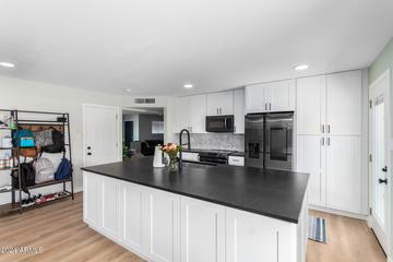 109 W Fairmont Dr., Tempe, AZ 85282