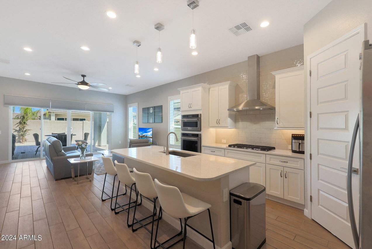 10538 W Quail Ave., Peoria, AZ 85382