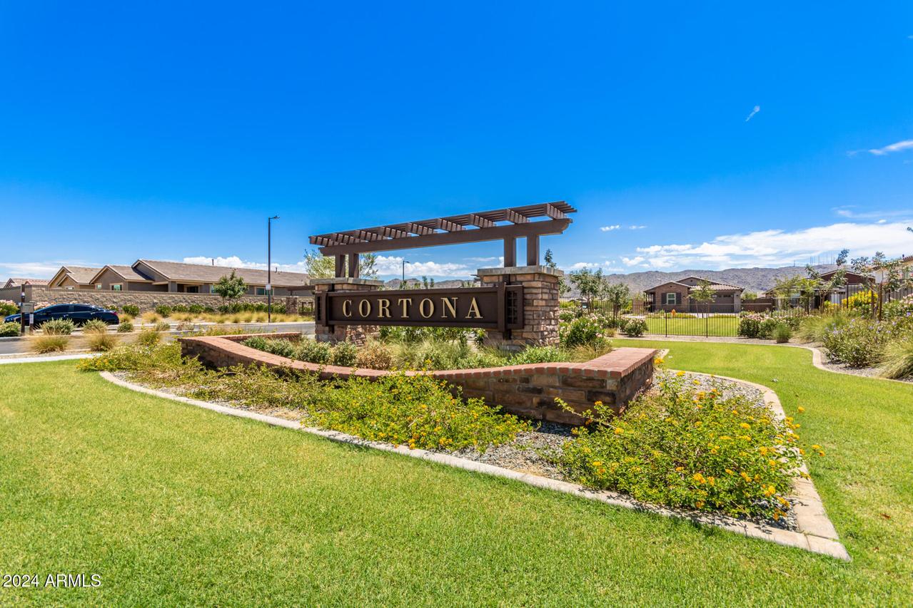 7007 S 13th Way, Phoenix, AZ 85042