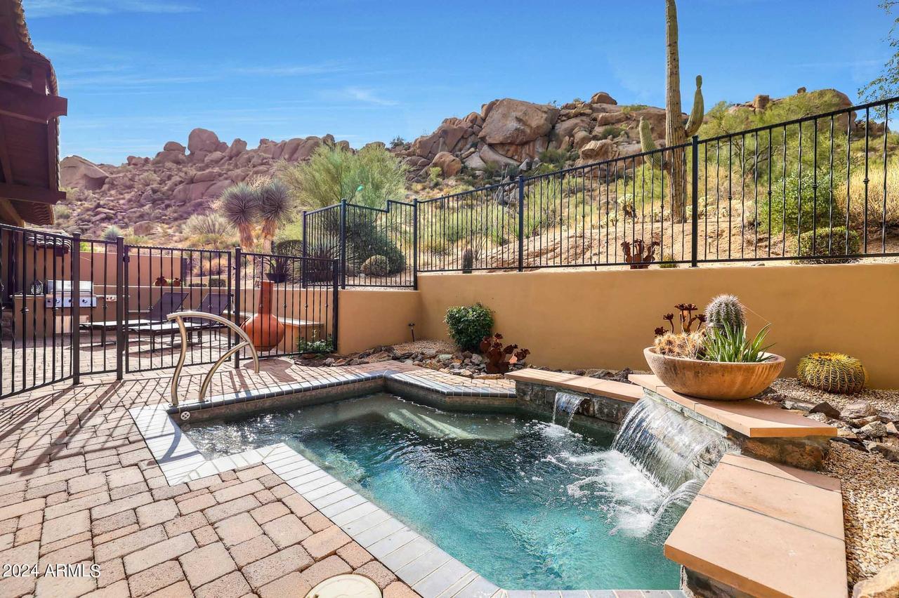 27440 N Alma School Pkwy. #33-2, Scottsdale, AZ 85262