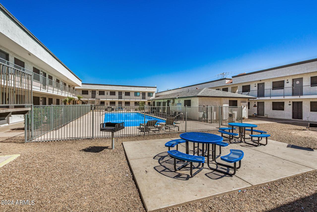 18202 N Cave Creek Rd. #17units, Phoenix, AZ 85032